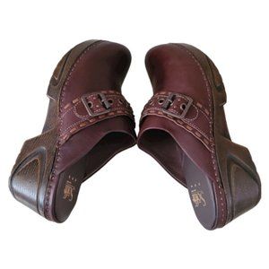Sofft Carrieann Leather Clogs